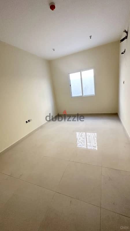 1200 Warehouse with 12 Room & Office Building For Rent 2