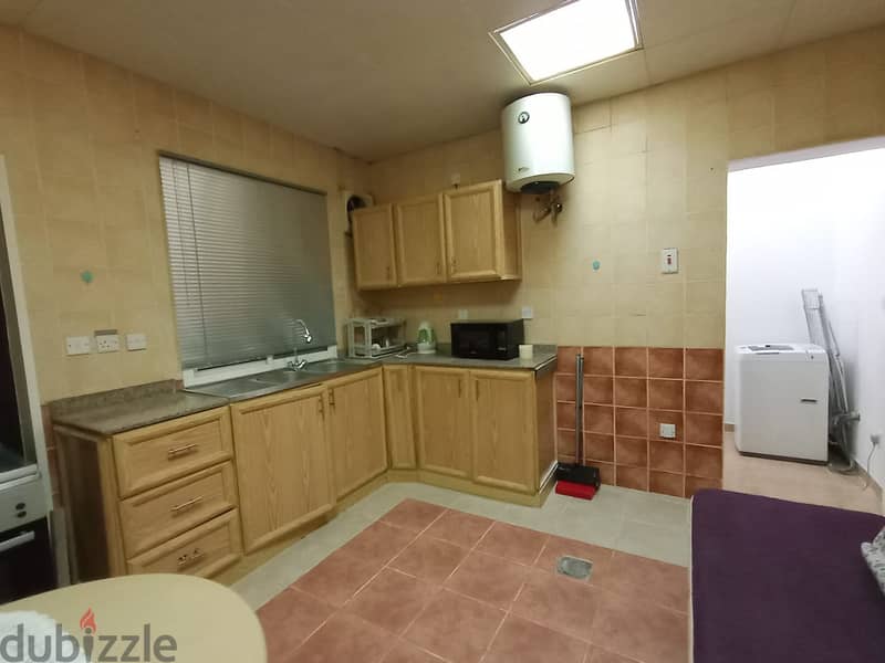 1 bhk fully furnished outhouse available ain khalid behind safari hyp 5