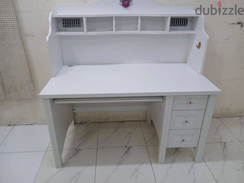 Very good condition study desk available for sell 0