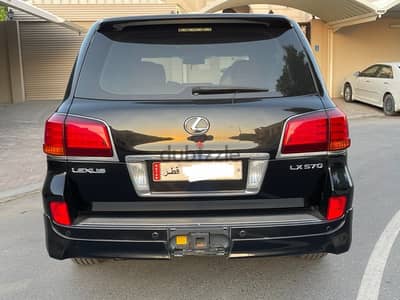 Lexus LX 570 2011