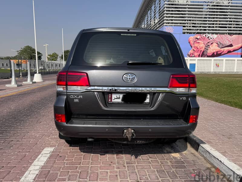 Toyota Land Cruiser 2020 GXR - V8 1