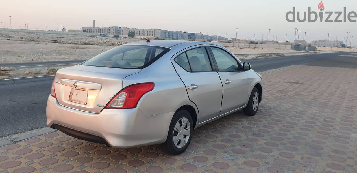 Nissan Sunny 2015 4