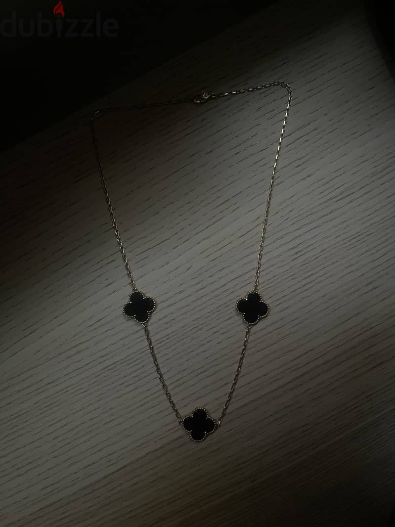 Van Cleef & Arples necklace 2