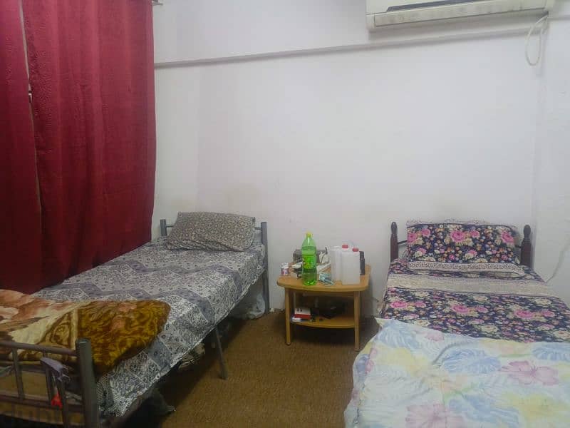 Furnished Bed Space Available 0