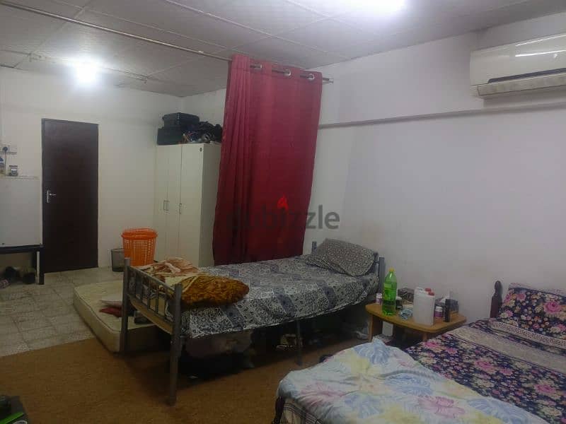 Furnished Bed Space Available 1