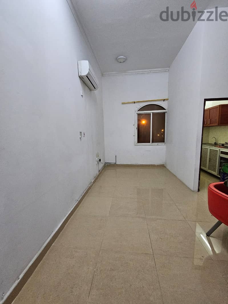 1 BHK UNFurnished room for Family near at Wakrah HMC 0