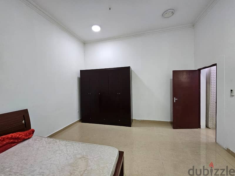 1 BHK UNFurnished room for Family near at Wakrah HMC 4