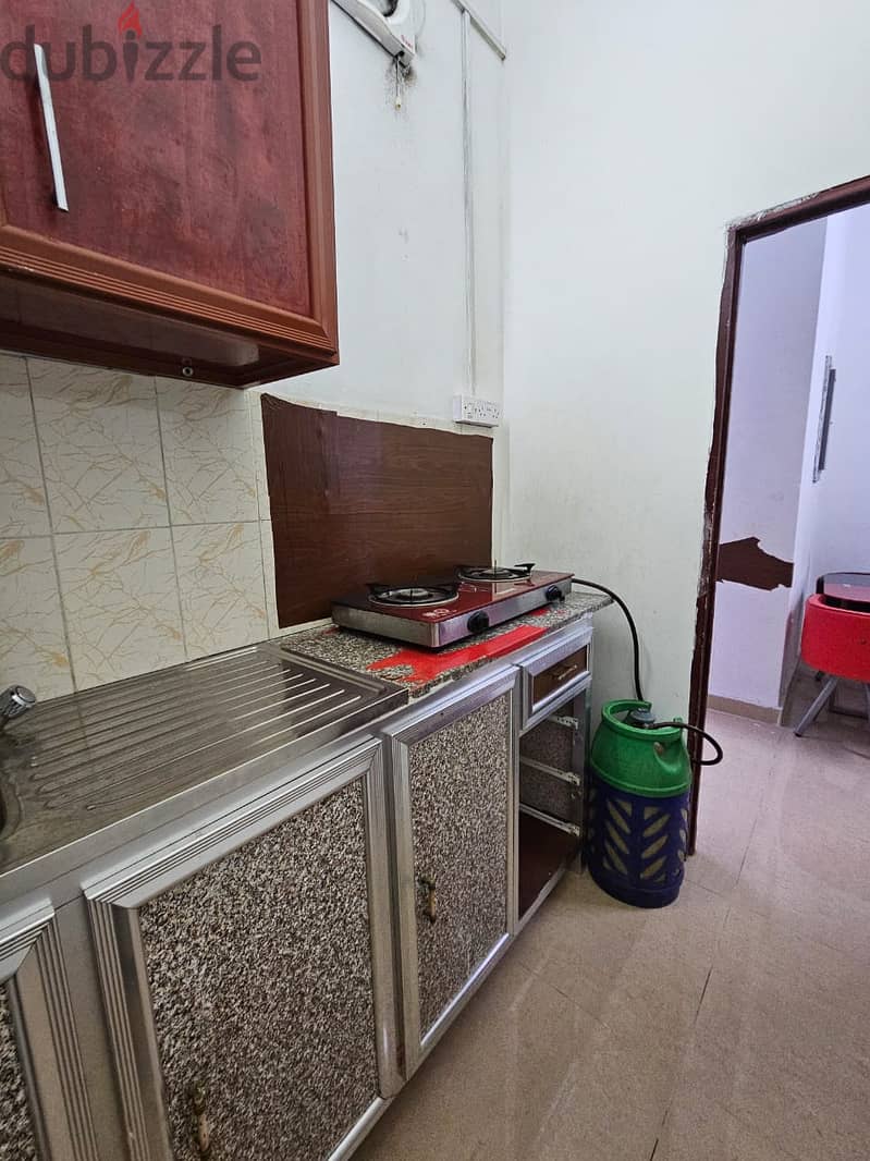 1 BHK UNFurnished room for Family near at Wakrah HMC 14