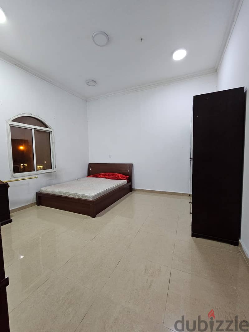 1 BHK UNFurnished room for Family near at Wakrah HMC 19