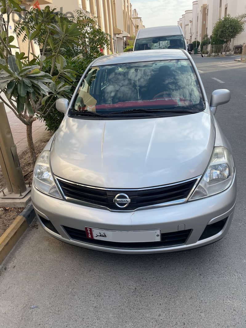 Nissan Tiida 2012 -  1.8 1