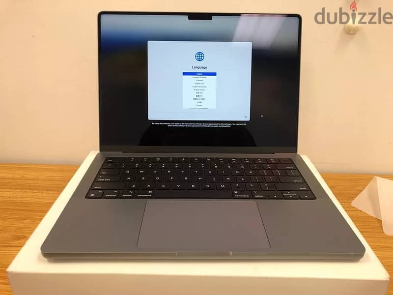 Apple 2023 MacBook Pro 14-inch Laptop with M3 WhatsApp : +1 7144191773 0