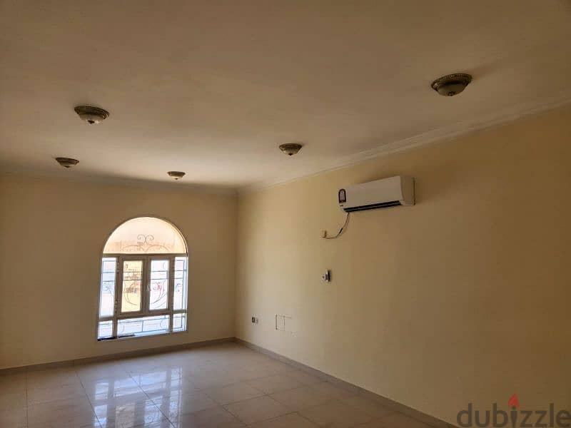 Commercial/Residential Very Spacious 6 B/R Villa near IKEA&Duhail Road 9