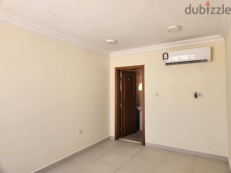 Commercial/Residential Very Spacious 6 B/R Villa near IKEA&Duhail Road 12