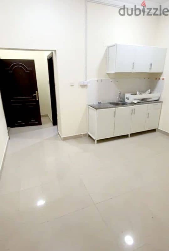 small1bhk for family @abu hamour, near wholesale market 0