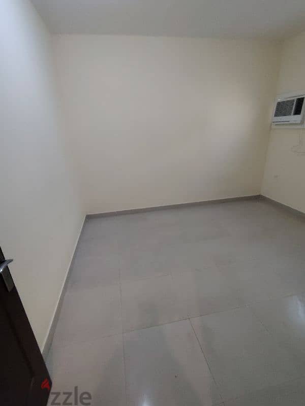 studio room alwakrah bachelor for 2 person near retail mart regency 3