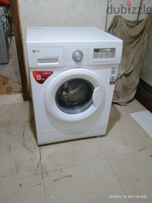 lg 8. kg Washing machine for sale call me. 70697610 0