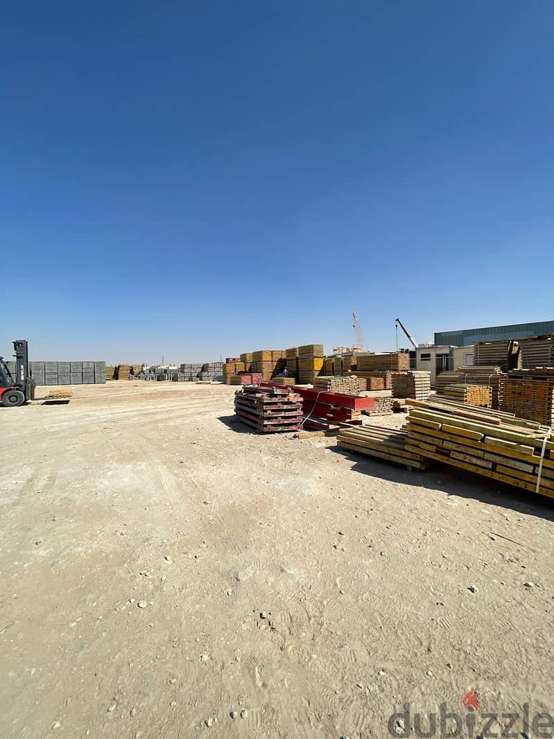 Open land yard for rent in Karrana, Mekanis in  Salwa road 2