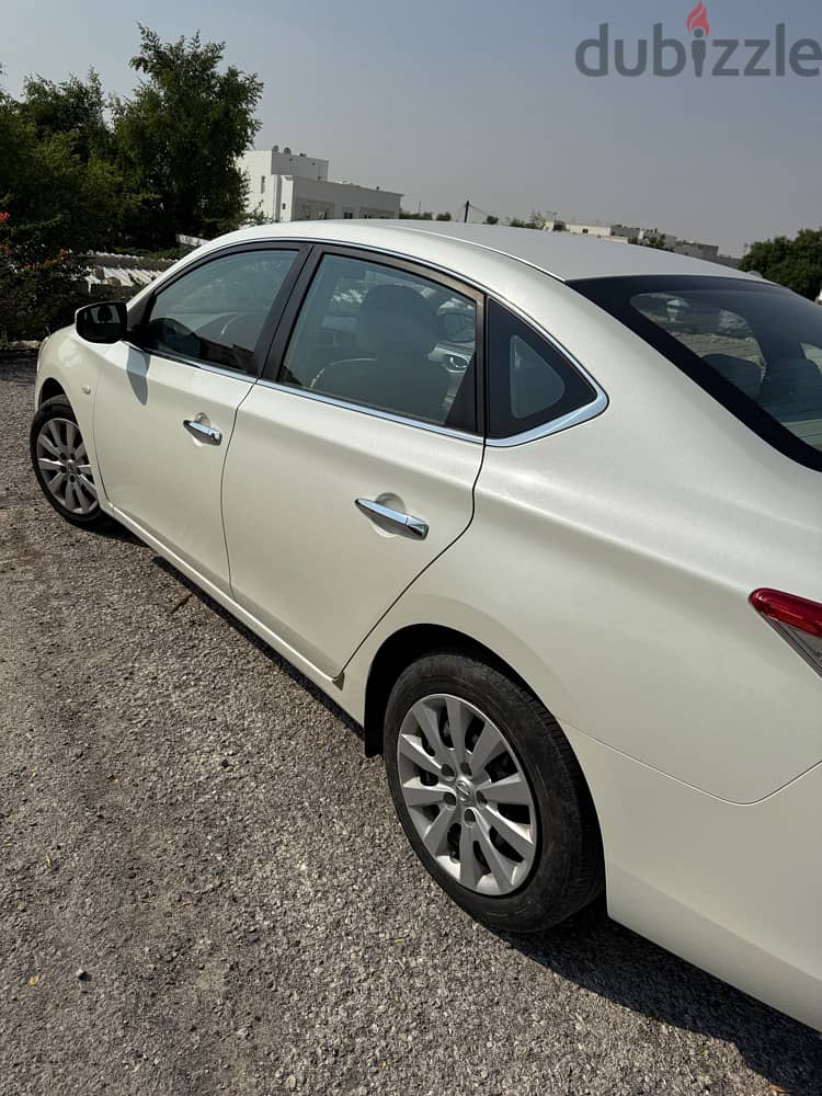 Nissan Sentra 2017 Sentra original paint excellent 3