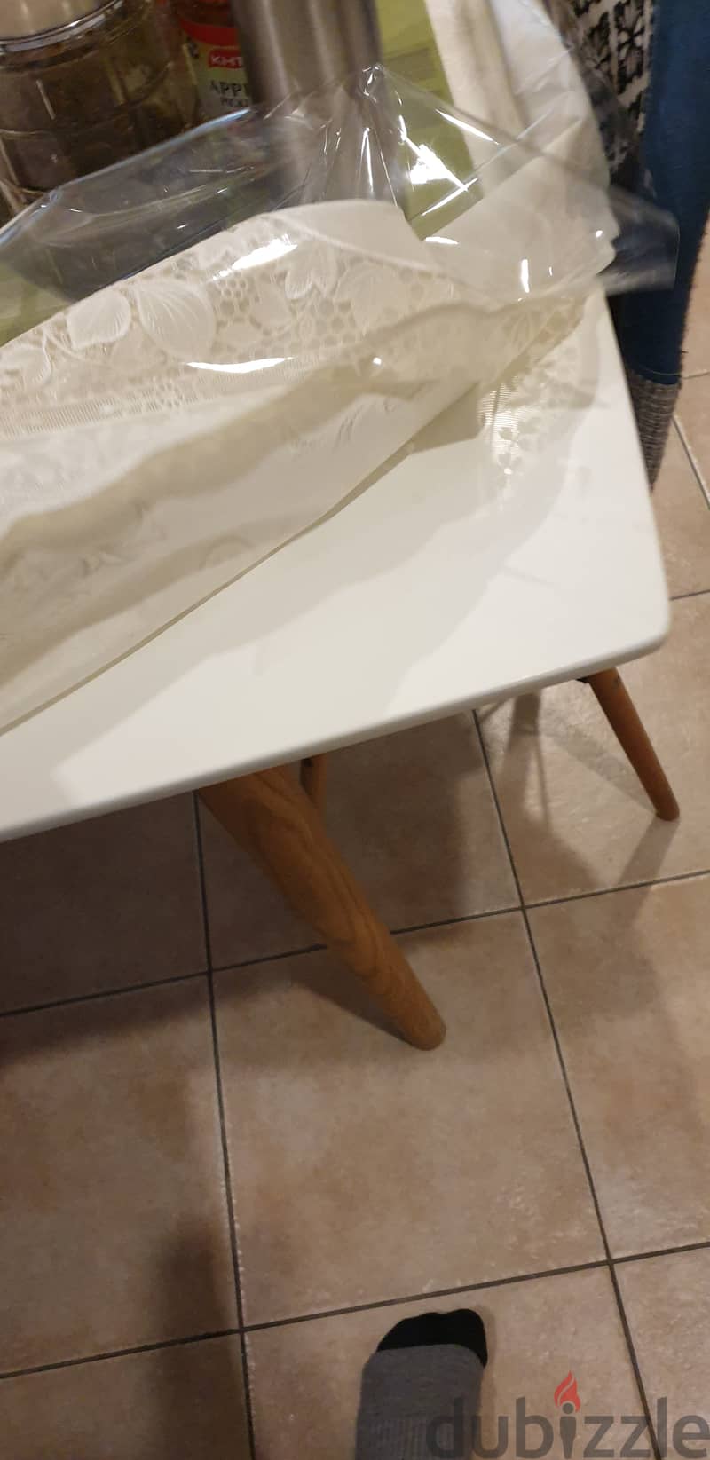 Dining table with chairs for sale 1