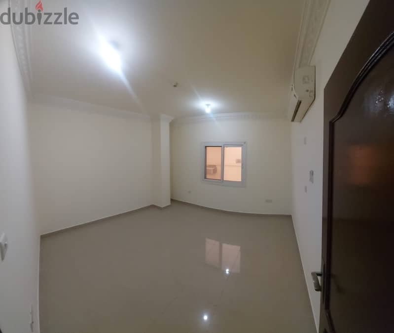 Flat for rent in Al wakra 3 Room 2Master . 7