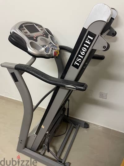 good condition treadmill foldable with TFT color screen