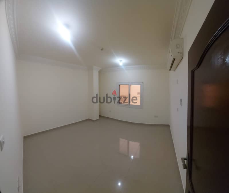 For rent apartments in Al Wakra behind Ooredoo company 3 bhk 10