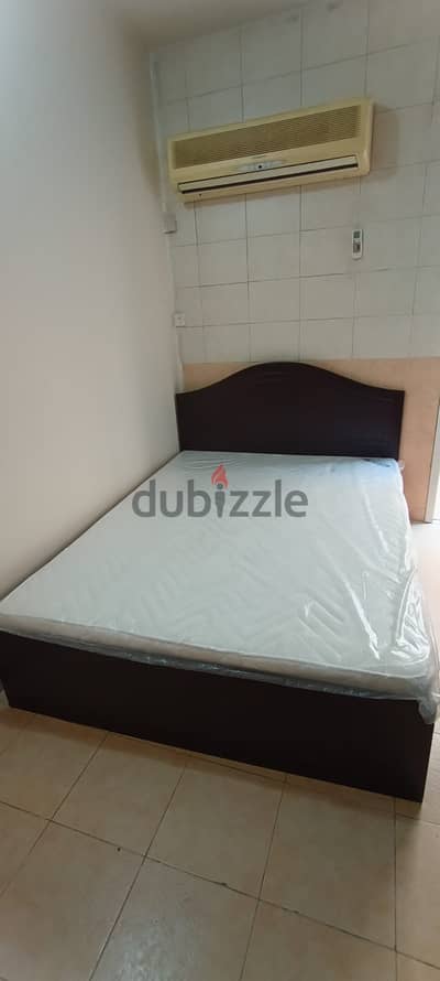 New Queen Size Wooden Bed with Medical Mattress