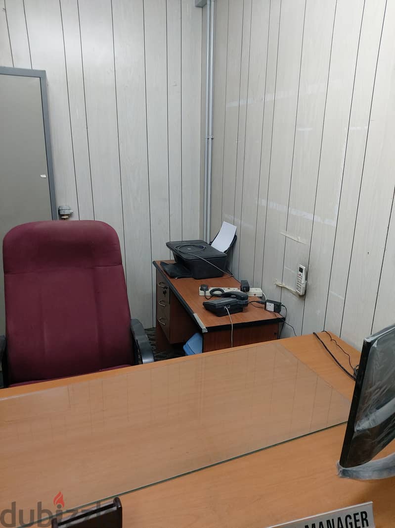 Office furnitures 9