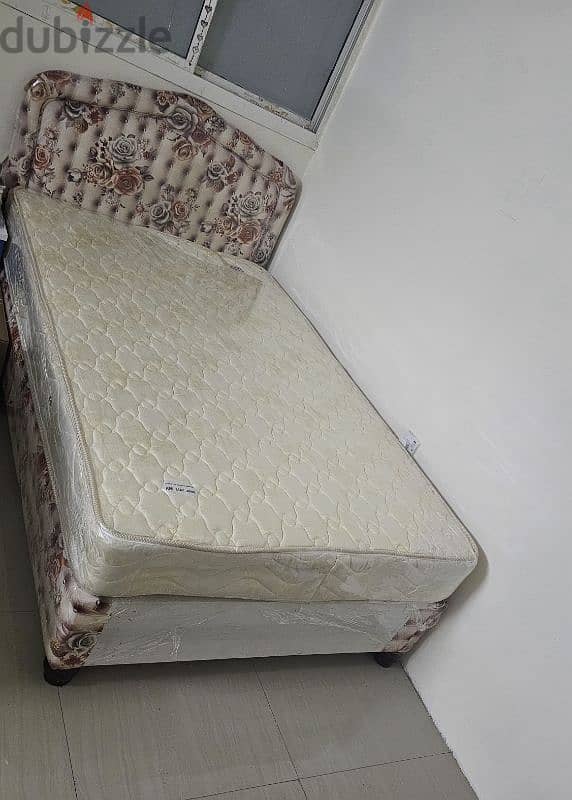 bed and mattress 4