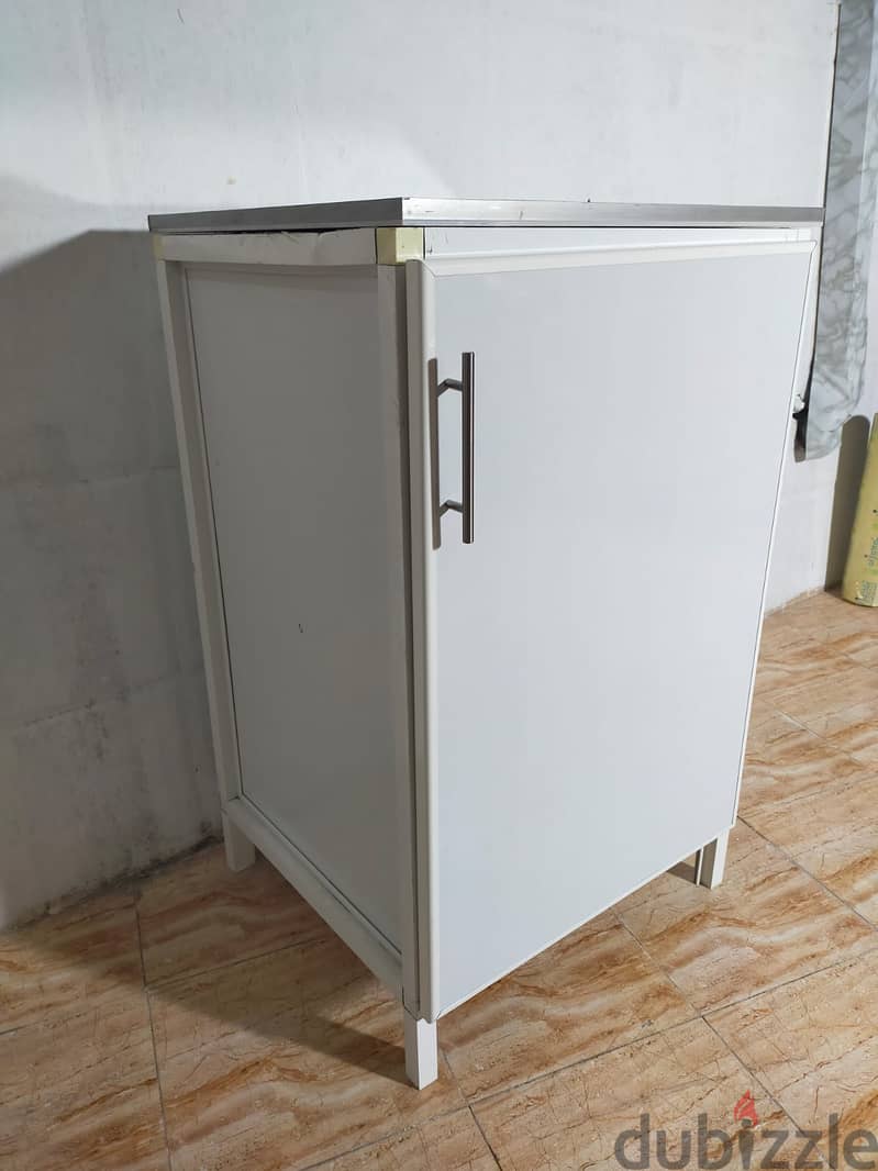 Aluminum Kitchen Cabinet available for Sale 4