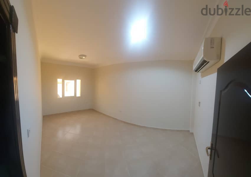 Family flat in building in al wakra 3 Room No commissions 10