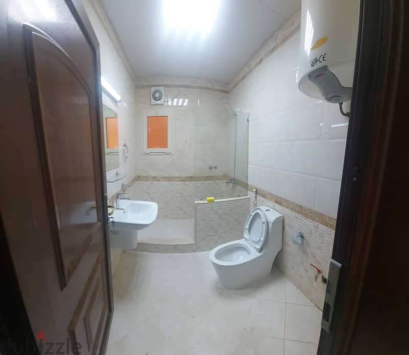 Family flat in building in al wakra 3 Room No commissions 12