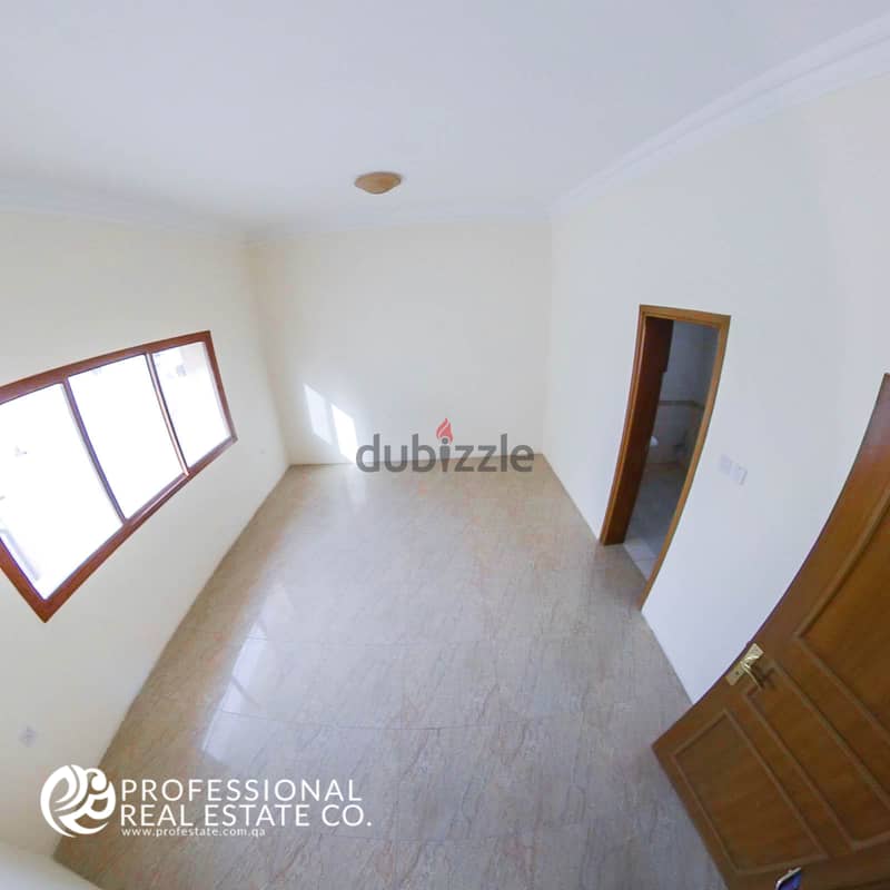 Unfurnished | 5 BHK Standalone Villa in Abu Hamour 7