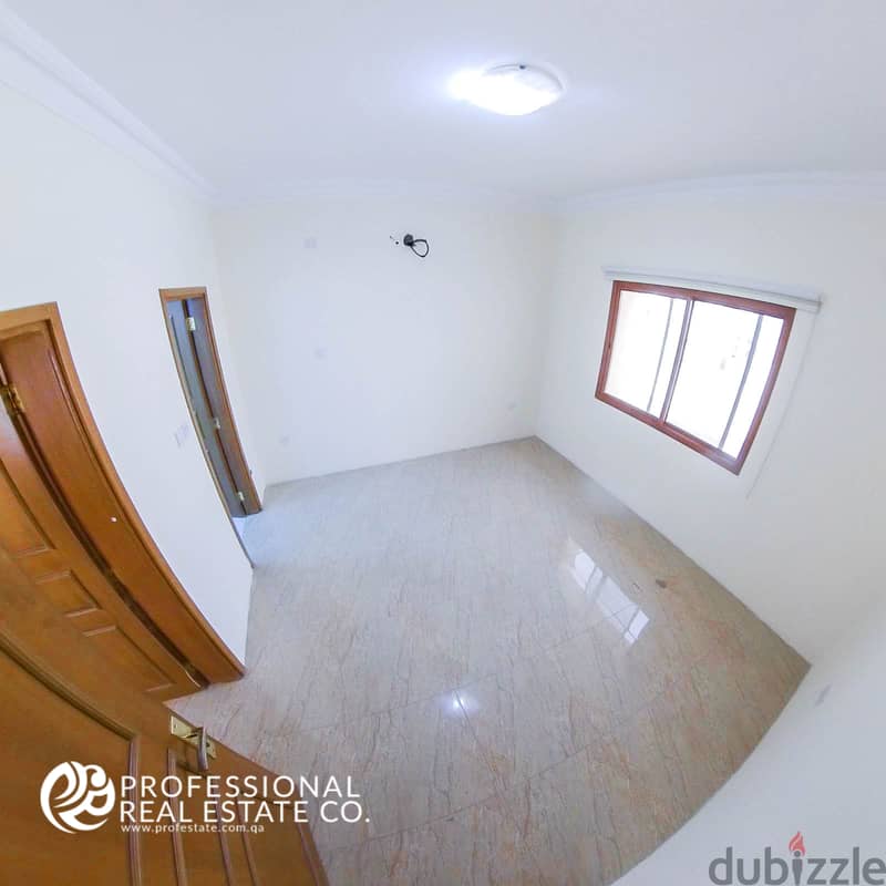 Unfurnished | 5 BHK Standalone Villa in Abu Hamour 8