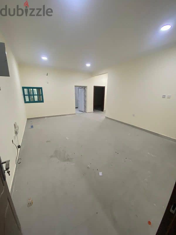 Big- 2BHK with balcony Spacious &  available in Mather qadeem  Family 8