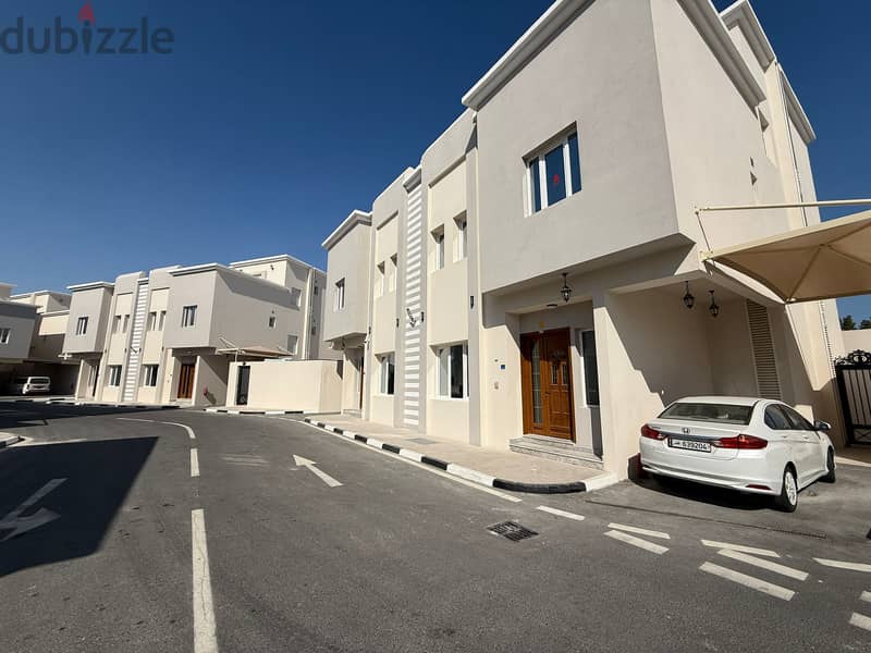 7 MASTER BED VILLA IN A COMPOUND AT MARKHIYA NEAR TAWAR MALL 0