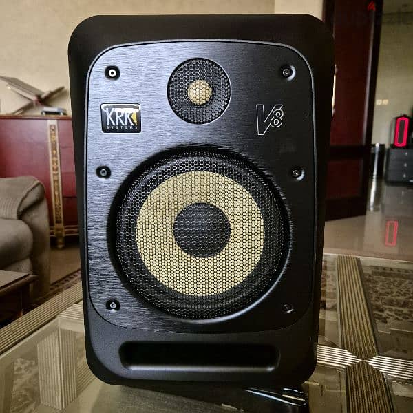 KRK V8 Powered Monitor Speakers 1