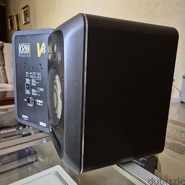 KRK V8 Powered Monitor Speakers 4