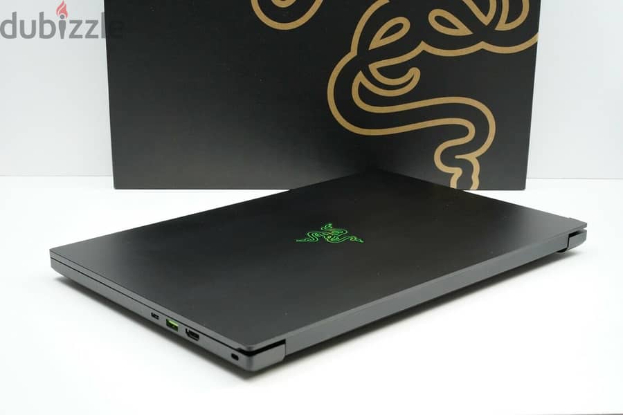 Razer - Blade 14- 14" Laptop - AMD Ryzen 9 - 16GB RAM - 1TB SSD 1