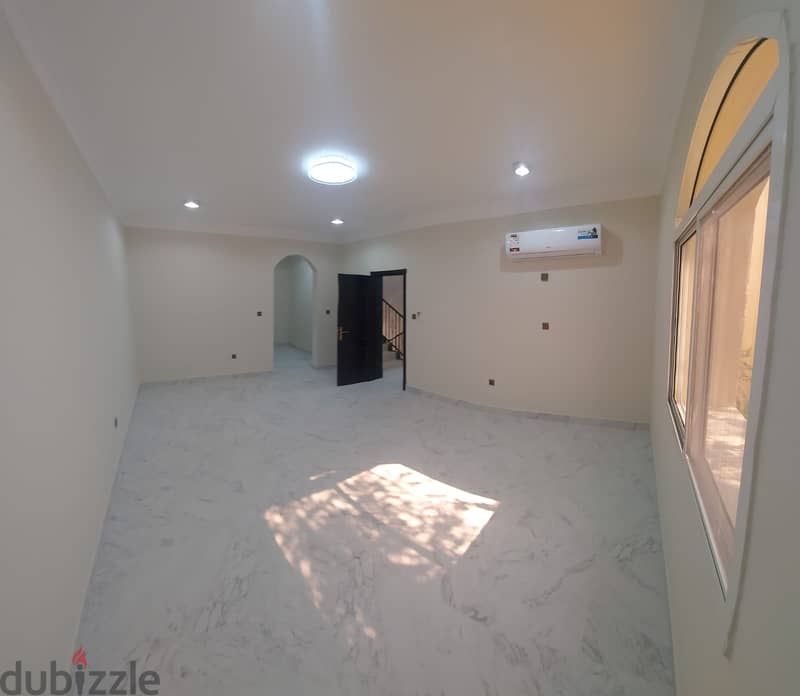 Villa for rent in compound for family only Azghawi area 5 bhk 16