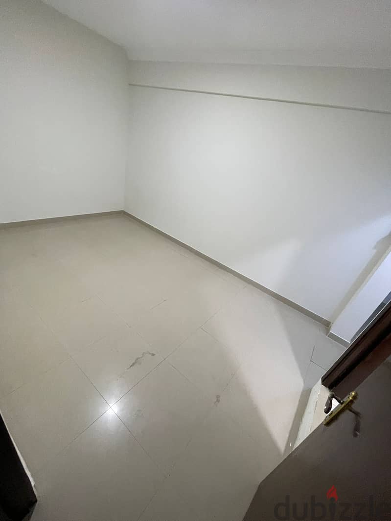 studio for only 2000 at thumma 4