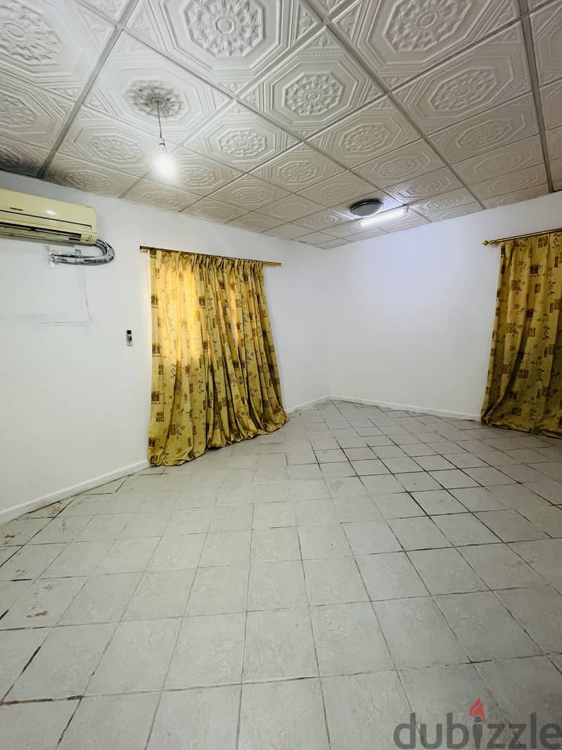 Spacious 1bhk accommodation available for rent 0