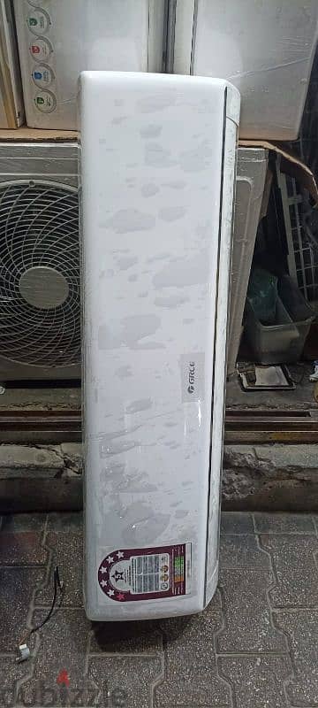 used gree Ac sale look like new