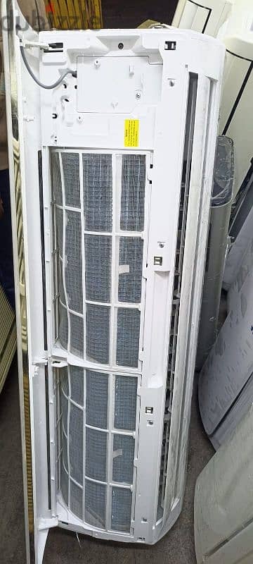 used gree Ac sale look like new 1