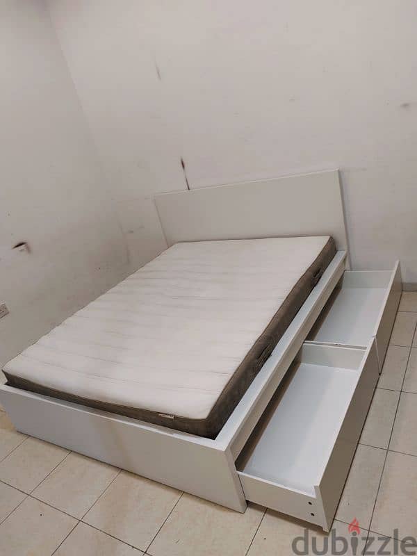 Queen size bed for sale IKEA 5