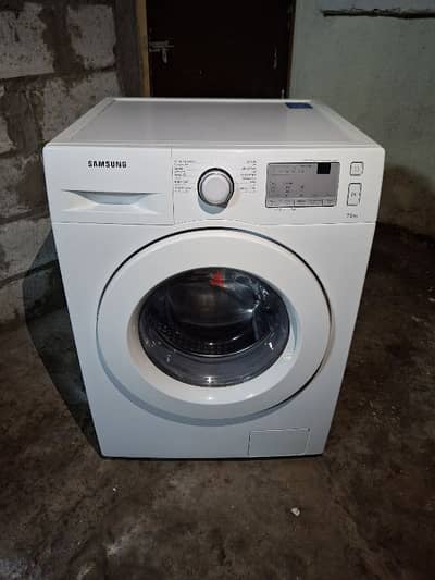 SAMSUNG 7 KG WASHING MACHINE FOR SELL CALL ME 70577993