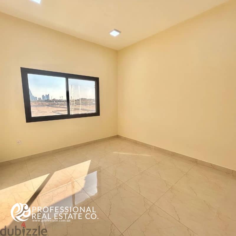 Unfurnished | 5 Bedroom Compound Villa in Al Markhiya 3