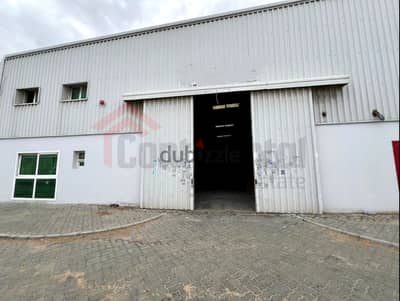 1000 Steel and Aluminum Workshop & 5 Room For Rent