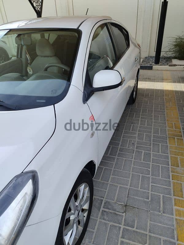 Nissan Sunny 2019 4