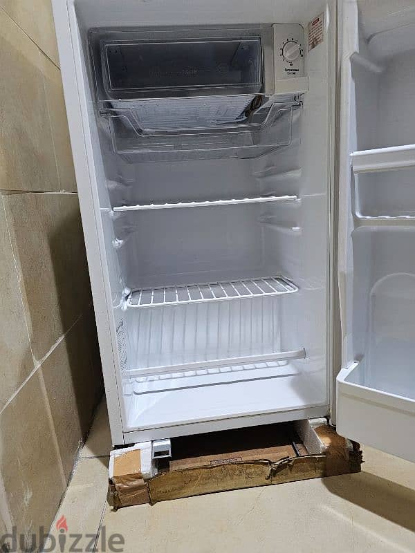 LG SMALL FRIDGE 1